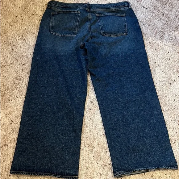 Old Navy Women’s Ultra High Rise Wide Leg Jeans - Picture 5 of 5